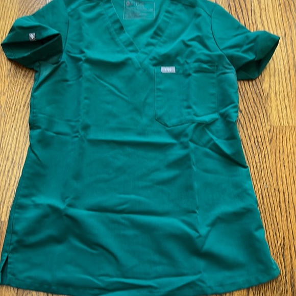 Figs Catarina Scrub Top - Picture 6 of 10